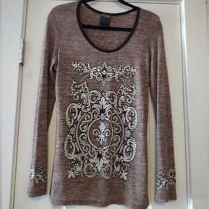 SALE Vintage "How Cute" SZ XL long sleeve Gorgeous Top. Mint Condition